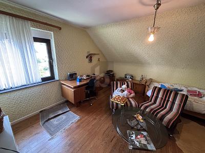 image-67425427