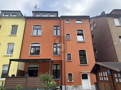 image-67555881