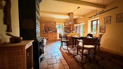 image-67701667