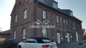 image-64795093