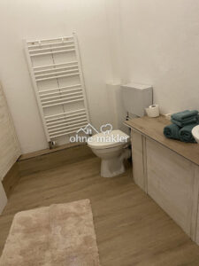 image-65000122
