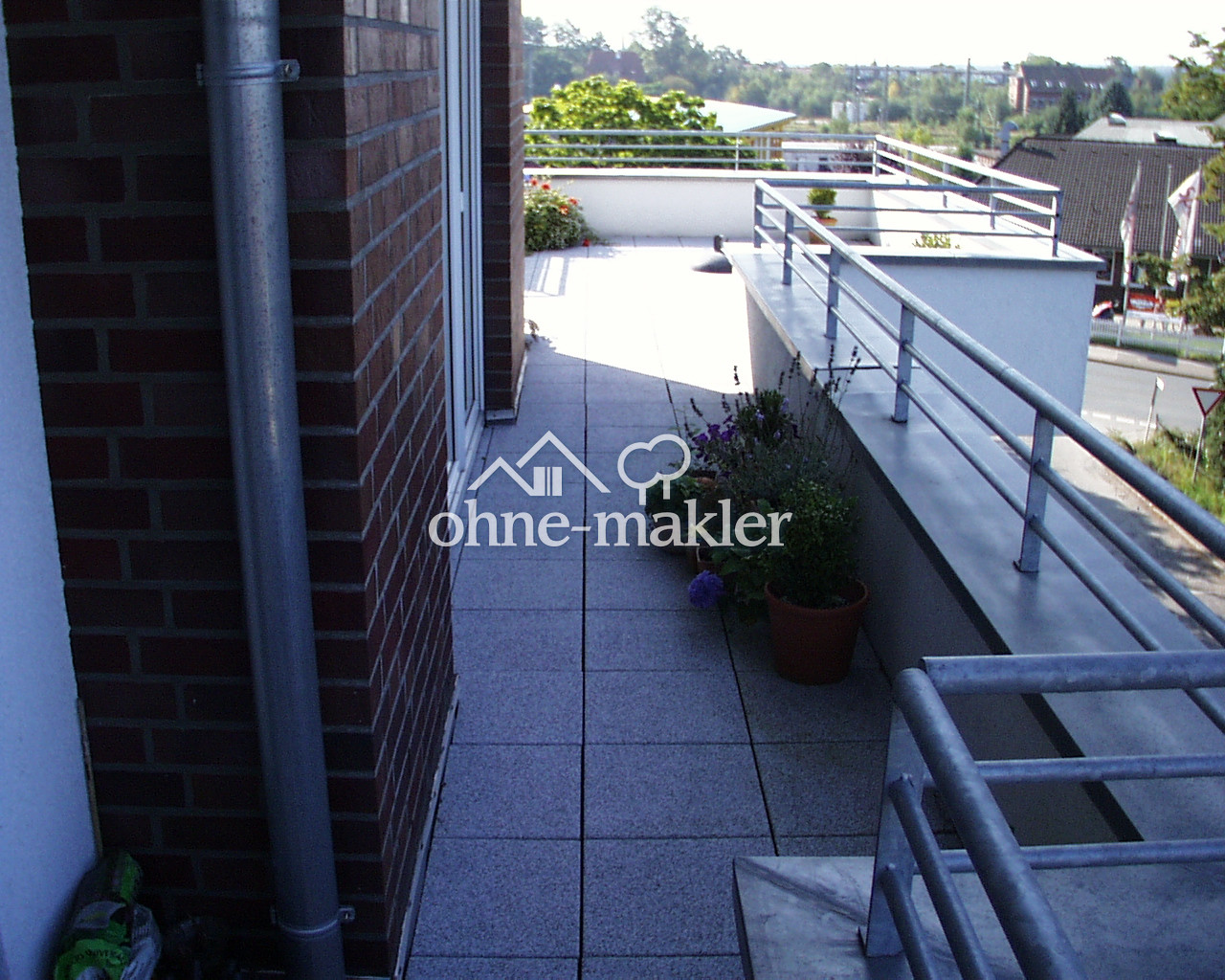 image-70093067