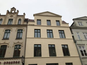 image-59309353