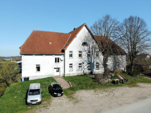 image-59935714