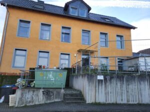 image-60075934
