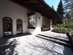 image-60171988