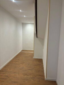 image-60573294