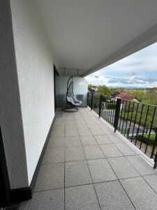 image-60660396