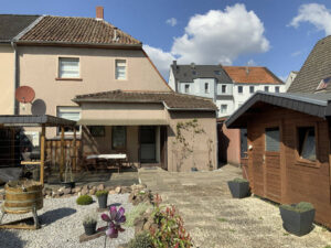 image-60743870