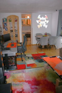 image-60945361