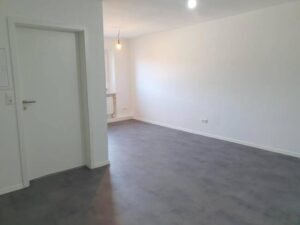 image-60945978