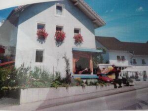 image-61965509