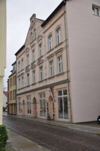 image-62084540