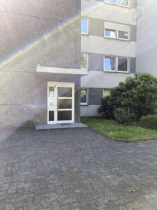 image-62173058