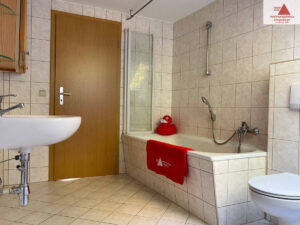image-62173256
