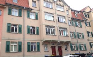 image-62733053