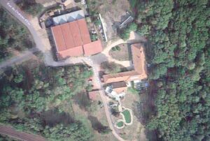 image-64072384