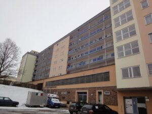 image-64243945
