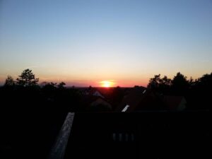 image-64386907