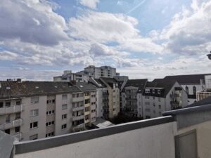 image-64401902