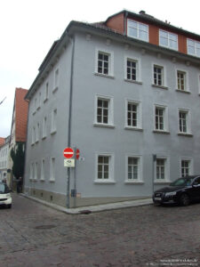 image-64406617