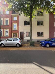 image-64452229