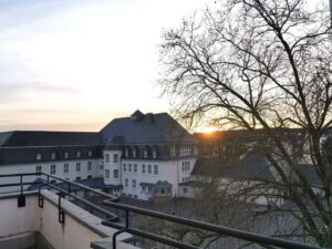 image-64692030