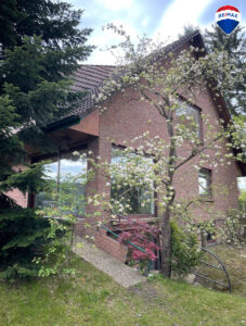 image-64906790