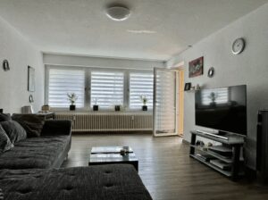 image-65501074