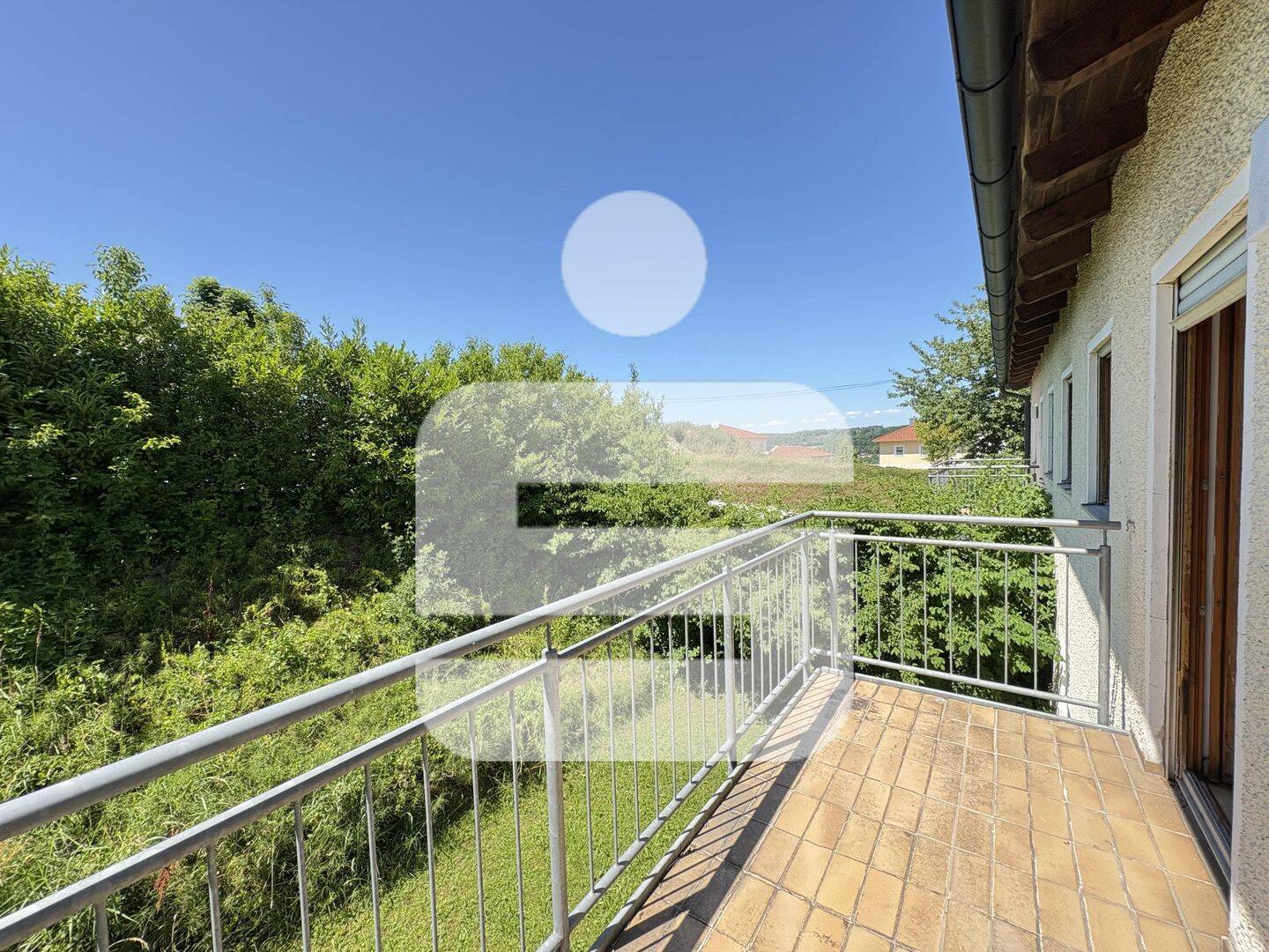 image-66738341