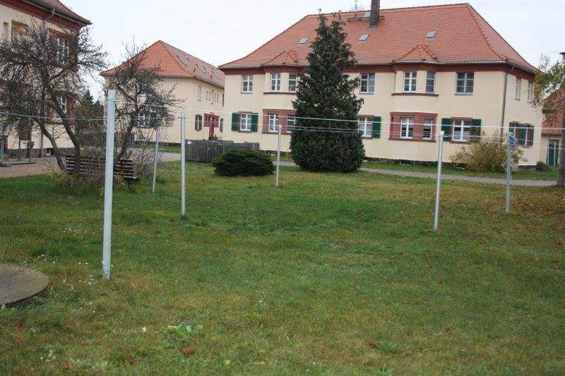 image-66742500