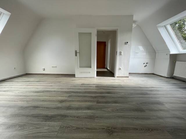 image-66744727