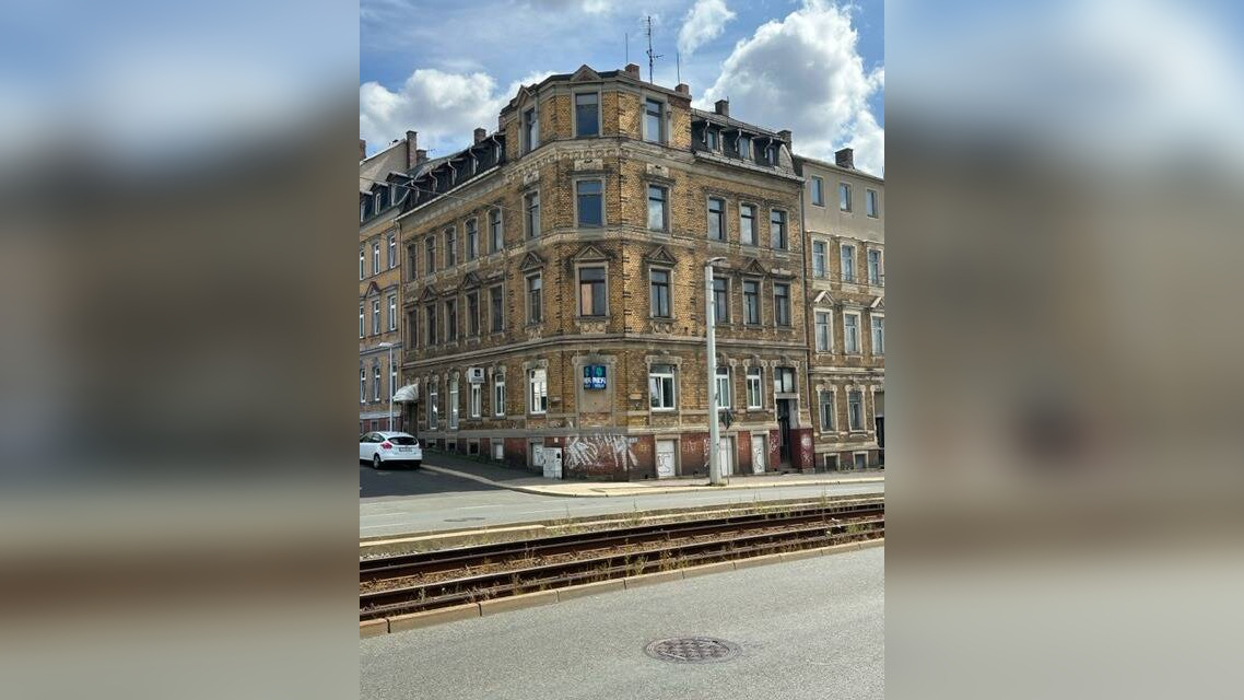 image-66745345