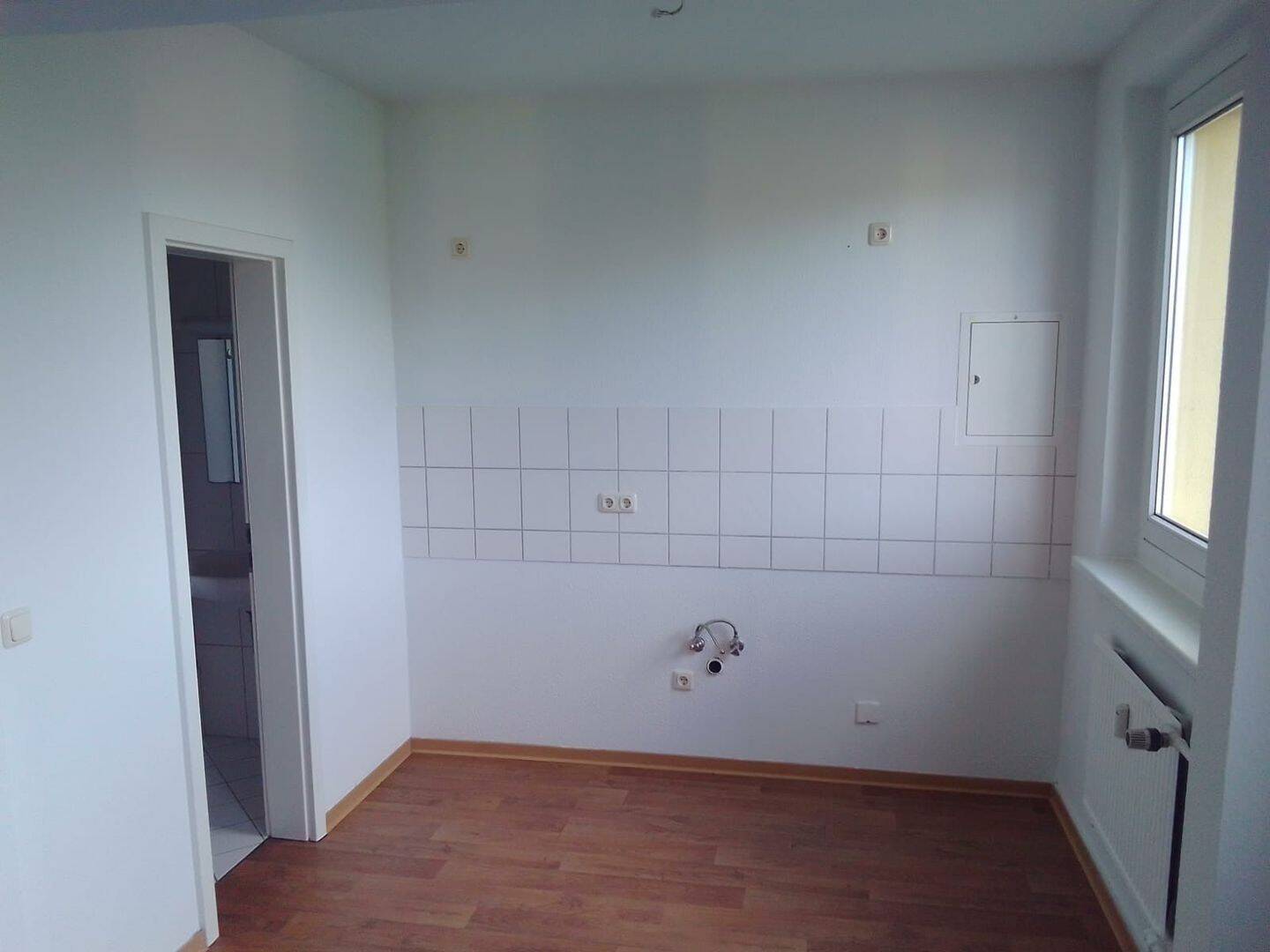 image-67009930
