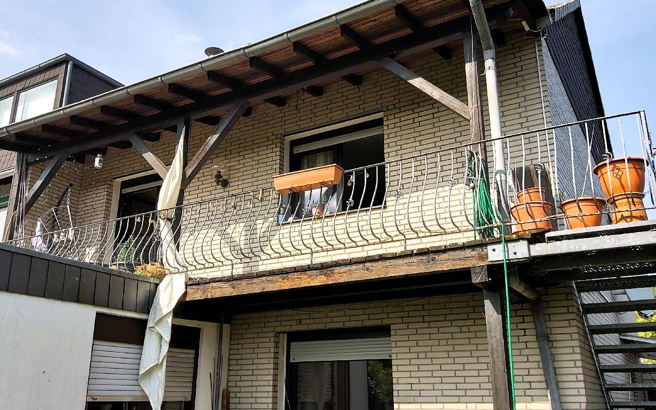 image-67015462