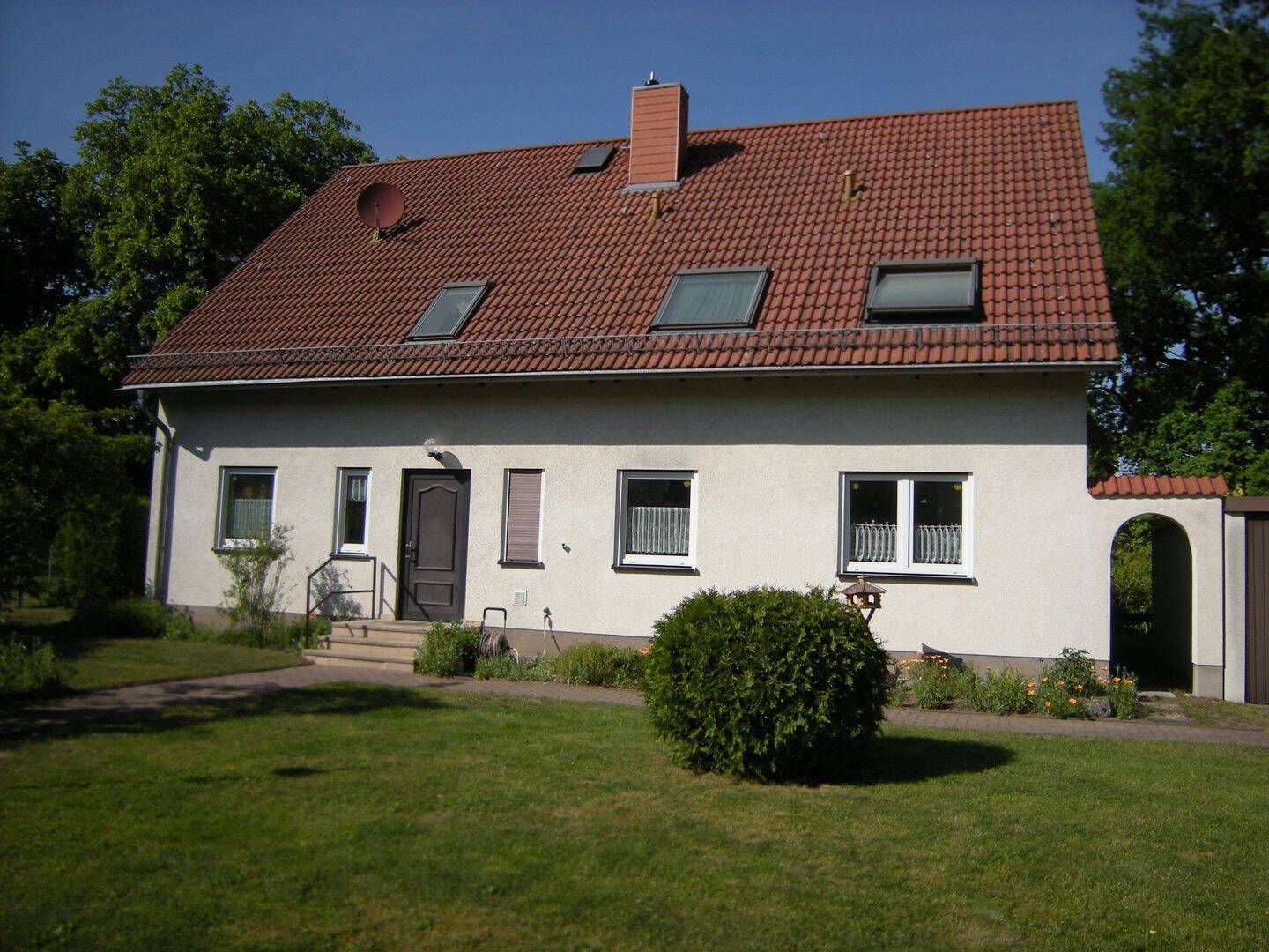 image-67023003