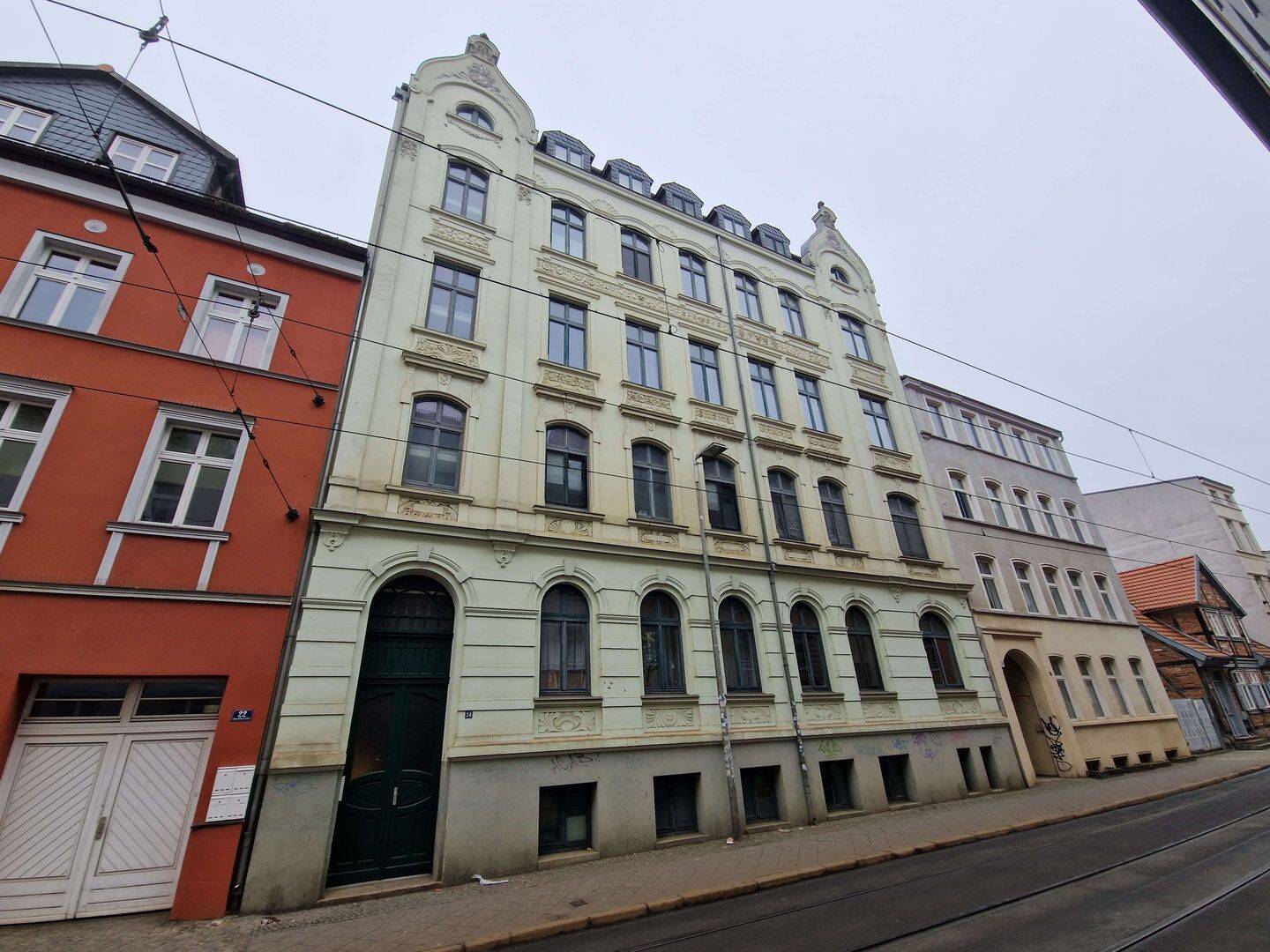 image-67062825