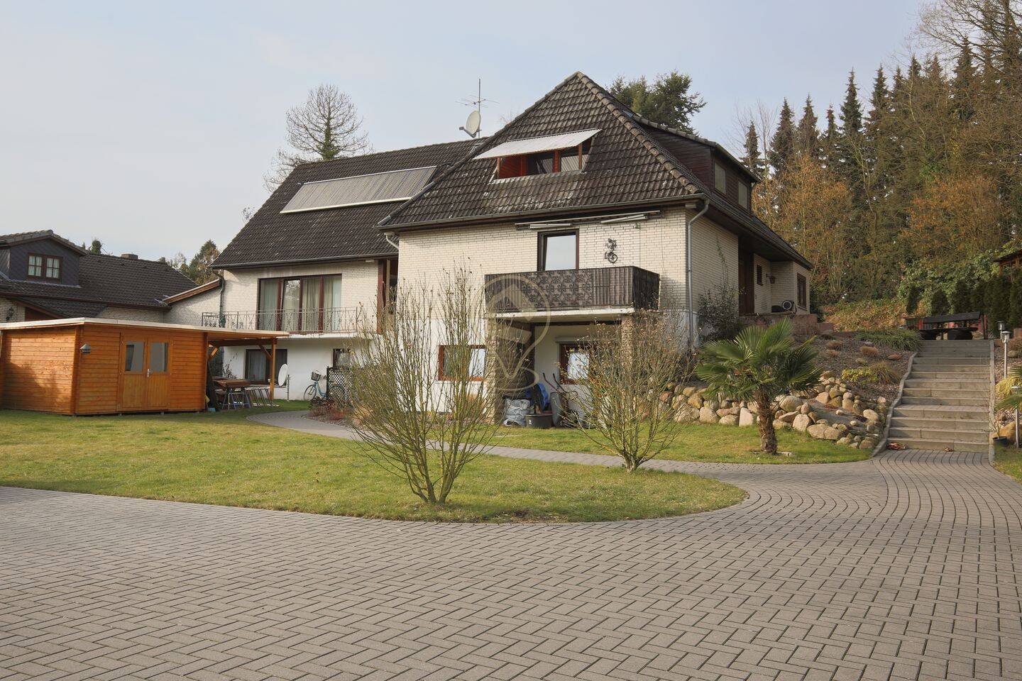 image-67103287