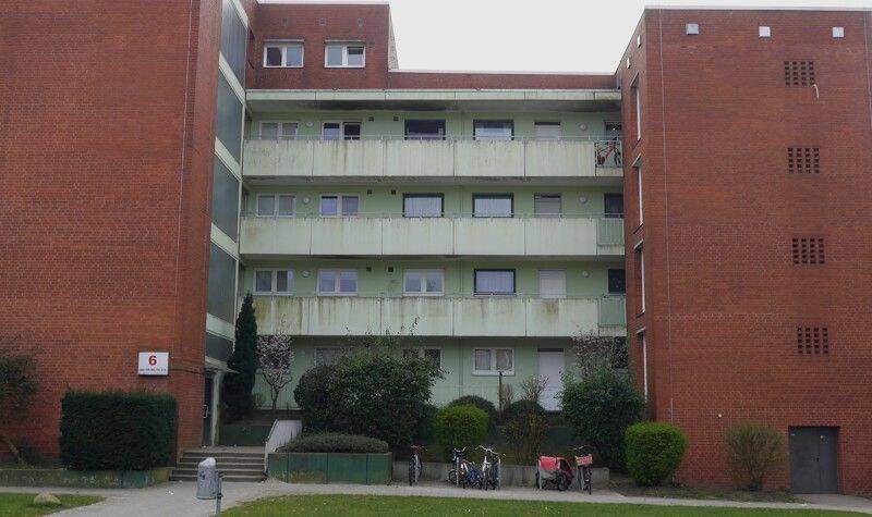 image-67123874