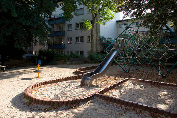 image-67306811