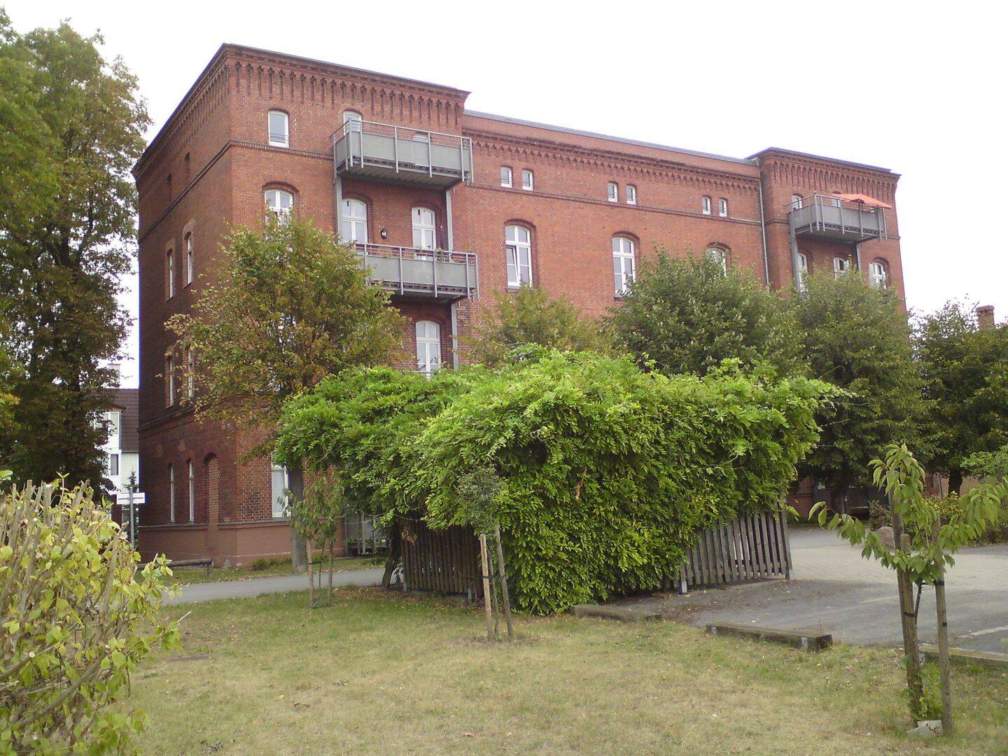 image-67312660