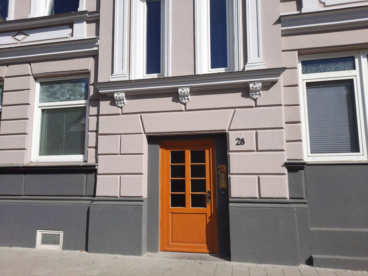 image-67321567