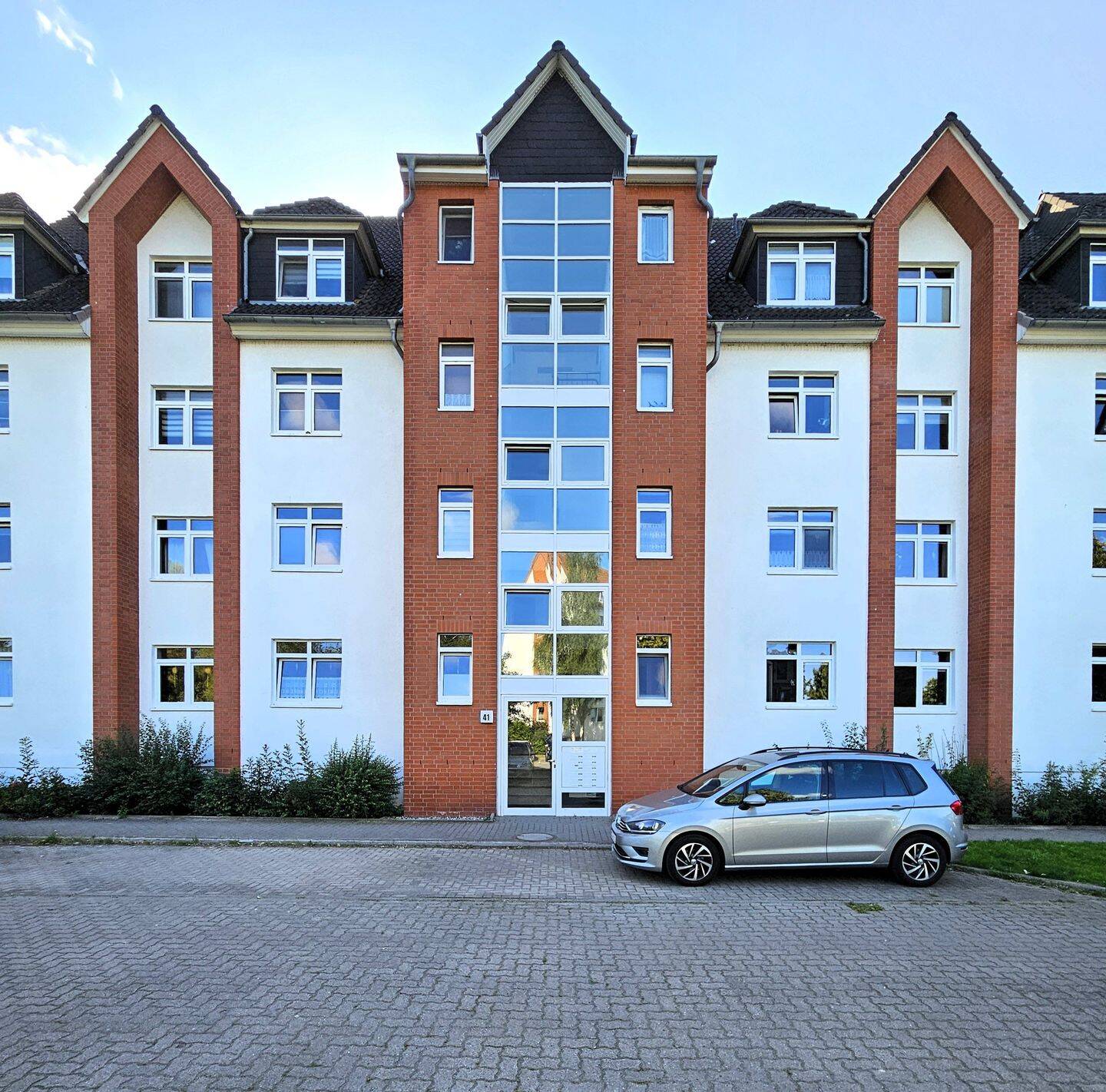 image-67328117