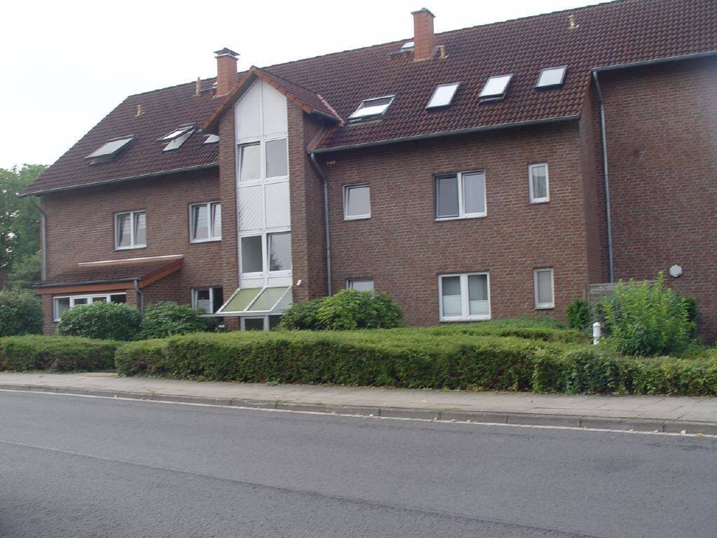 image-67342027