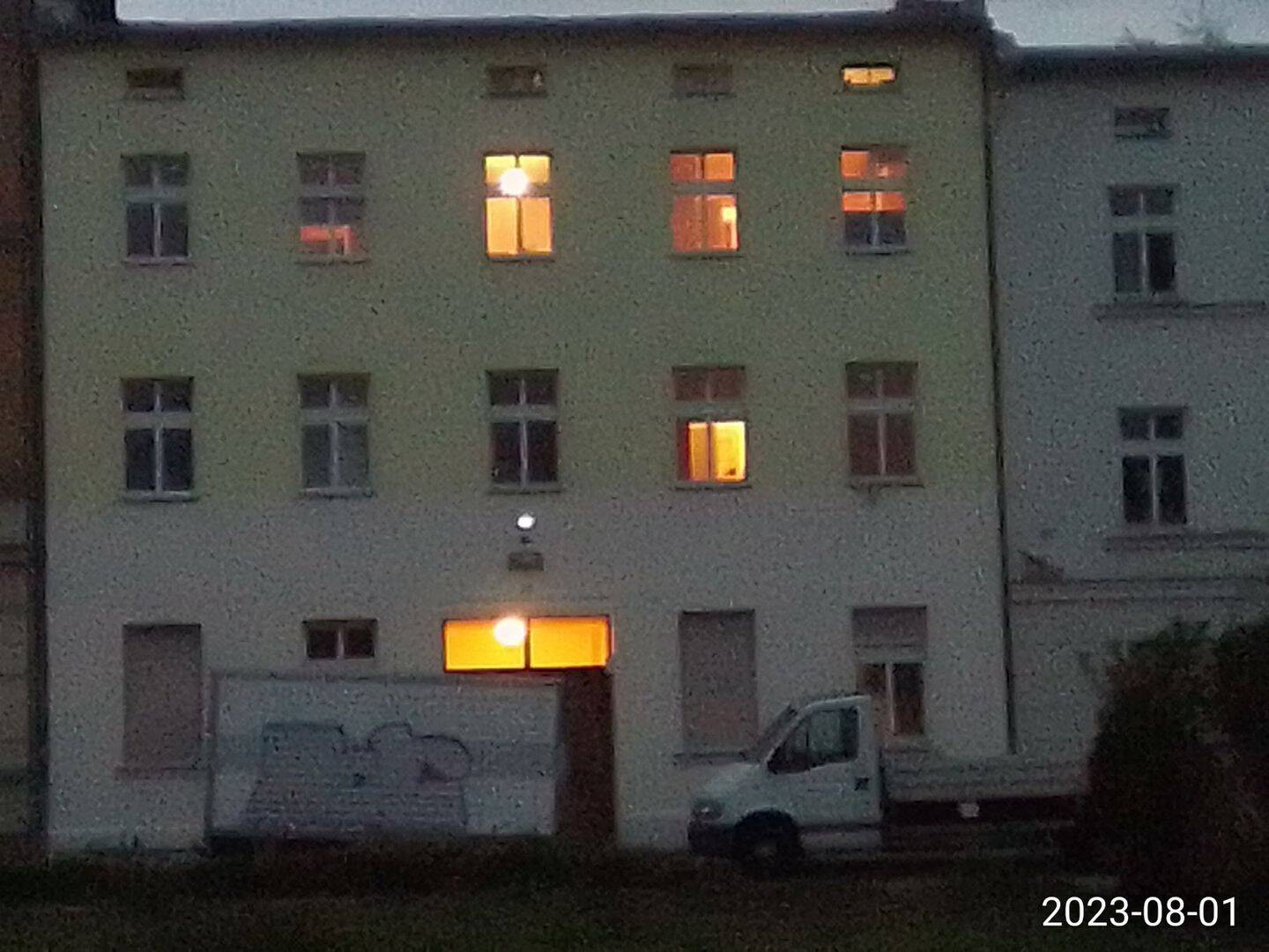 image-67342580