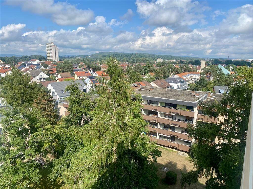 image-67352018