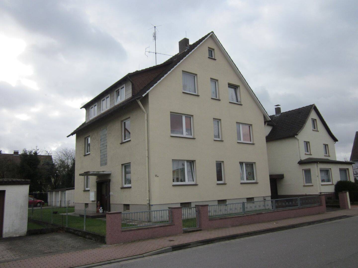 image-67361768