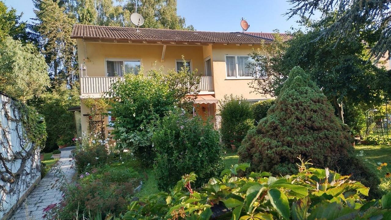 image-67391199