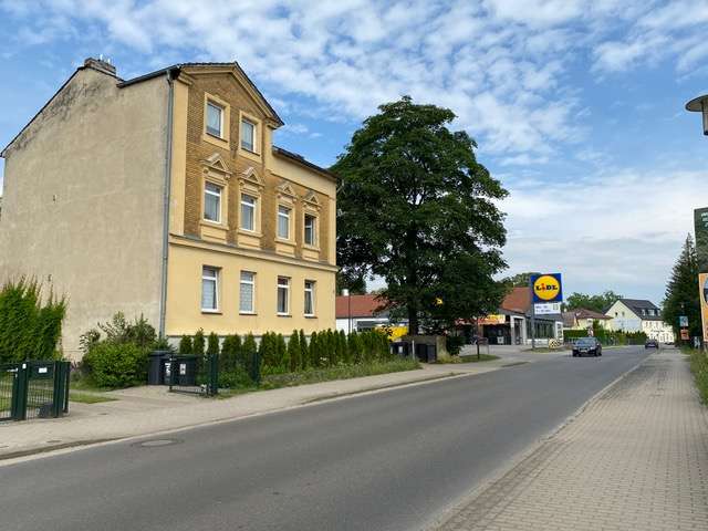 image-67410312