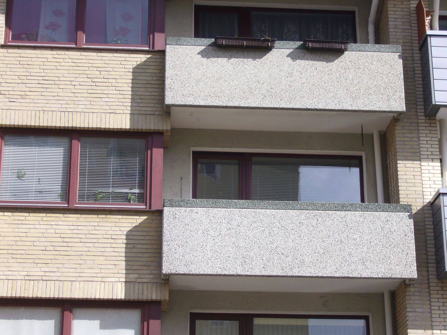 image-67453255
